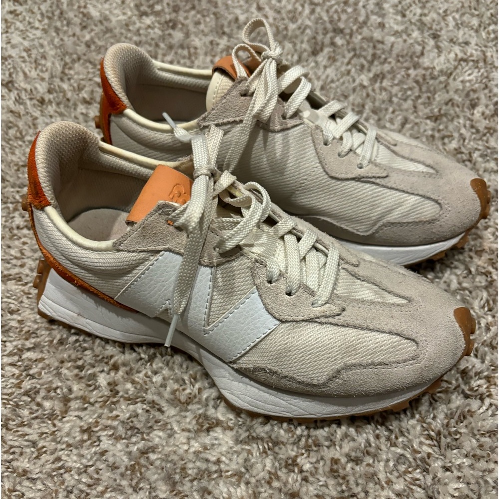 New Balance 327